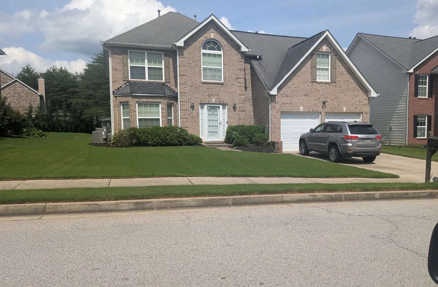 A lawn treated by Grass Armor in metro Atlanta